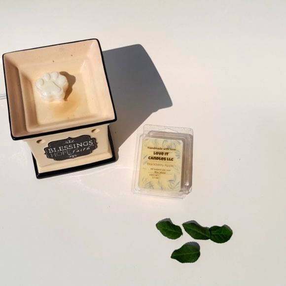 Soy Wax Melts Signature Scent Pie Me Scent Heart Shape 2.5oz - Picture 5 of 5